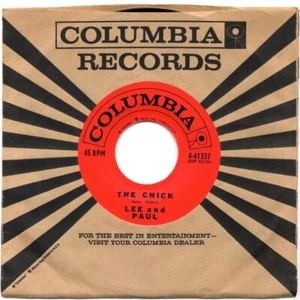 LEE AND PAUL - THE CHICK / VALENTINA, MY VALENTINA - 45 RECORD - Picture 1 of 2