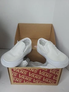 Classic Slip_On Baby Toddler All White Canvas Vans Shoes w/Box Toddler Size 4 - Picture 1 of 8