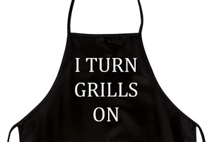 Funny Apron For Dad "I TURN GRILLS ON" Novelty Aprons For Men - Picture 1 of 2