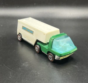 Hot Wheels Redline Heavyweight Moving Van Green Cab - Picture 1 of 11