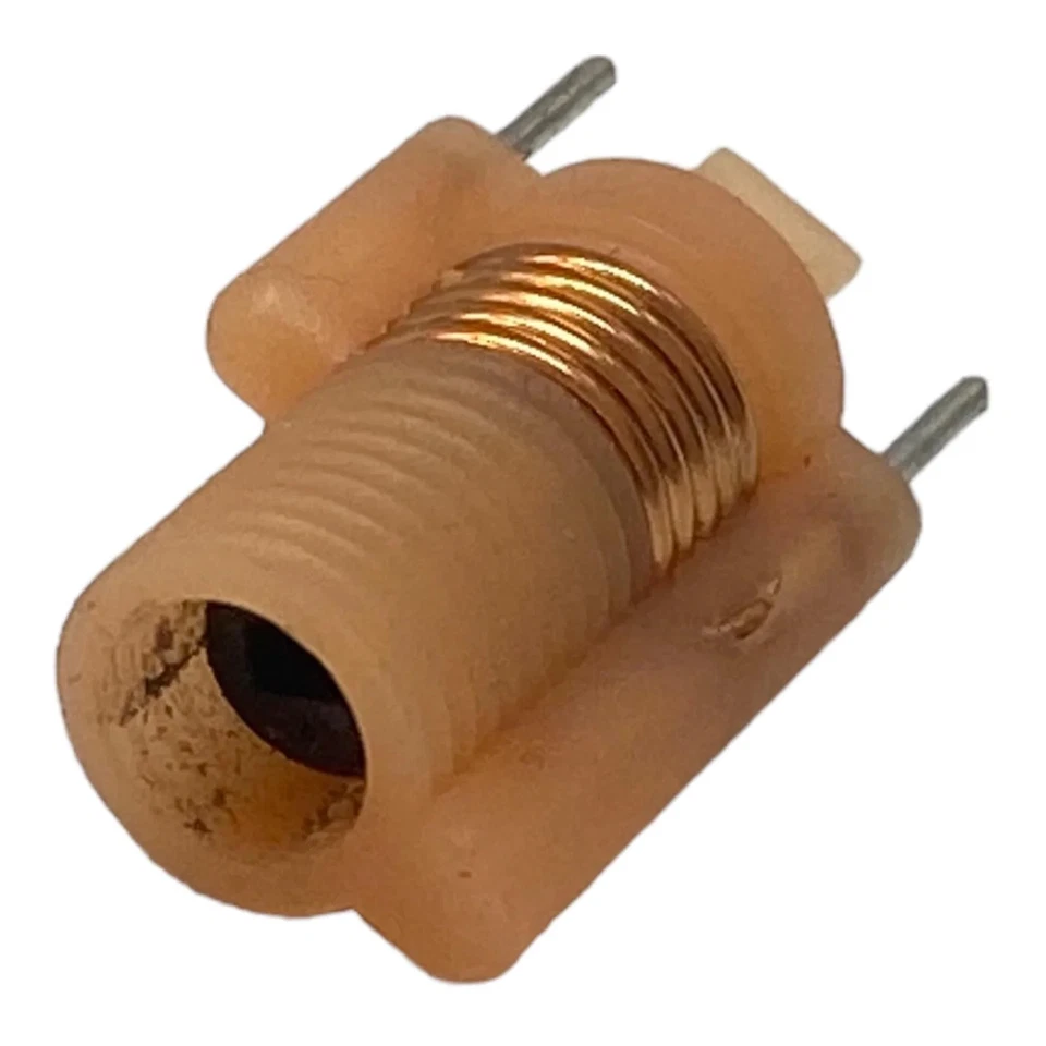 E521HN-050023 Toko Moulded Coil Inductor Ferrite Core MC116 Series 0.17uH/100MHz - Image 1 of 1