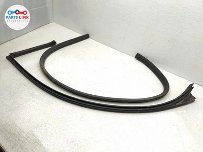 2007-19 MASERATI GRANTURISMO FRONT DOOR GASKET TRIM RUBBER UPPER LOWER SET M145 - Image 1 of 4