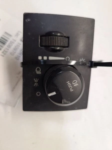 Interruptor de faros Chrysler 200 2005-2010 Foto 1 de 4