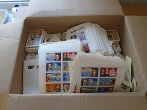 Lokalausgaben etc - ca. 6kg Karton mit stark doppelten postfrischen Kleinbögen. - Bild 1 von 18