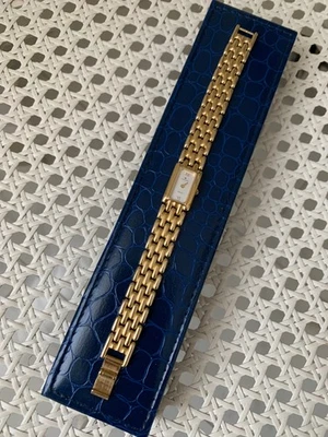 Edle "Junghans" Damenuhr Quarz vergoldet  Modell 47/5743707 mit Etui - TOP !!! - Bild 1 von 4