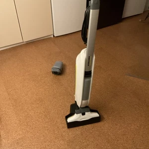 Kärcher FC 5 Hartbodenreiniger Sauger Nasssauger Staub Walze - Bild 1 von 2