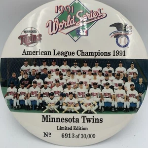 Minnesota Twins 1991 World Series Limited Edition Jumbo Button Pin Numbered - Picture 1 of 9