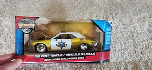 Jada Toys Badge City Heat 2008 Dodge Challenger SRT8 Sheriff Car 1:24 - Picture 1 of 4