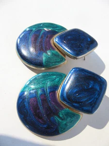 Vintage Costume Jewelry Large Metal Enameled Earrings - Picture 1 of 2