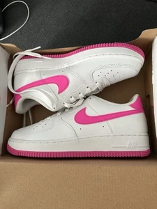 Nike Air Force 1 white/fuchisa Gr 40 Neu - Bild 1 von 4