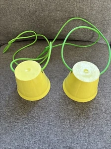 Vintage! Hasbro Strampler Stompers USA gelb grün Laufspielzeug - Bild 1 von 7
