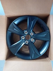 Set 4 Cerchi in lega 18" nuovi originali per Toyota - Foto 1 di 1