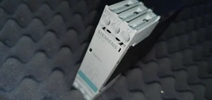 Siemens Sirius 3RN1000-1AB00 3RN1 000-1AB00 E05 Used / Used - Picture 1 of 4