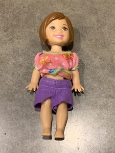 Mattel Barbie Kelly bambola del tempo dei denti mancanti vintage 1994 con vestito - Foto 1 di 4