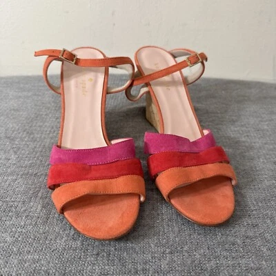 Женские босоножки Kate Spade на каблуке 7,5 м разноцветные атласные с ремешками с открытым носком - Изображение 1 из 4