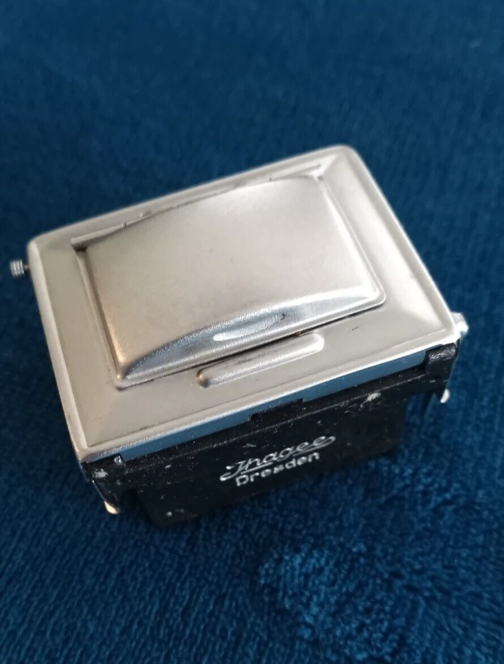 VINTAGE  IHAGEE DRESDEN WAIST LEVEL CAMERA VIEWFINDER MADE IN GERMANY. - Image 1 of 4