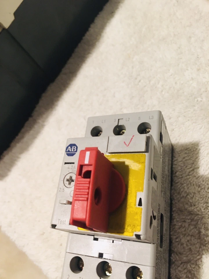 Allan Bradley 140M-C2E-B40 - Image 1 of 3