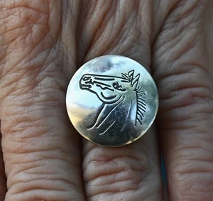 Unique Navajo Button Cover Ring by Davin Benally Sterling Silver 5.2 grams - Picture 1 of 9