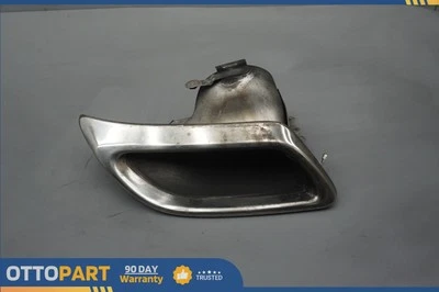 Placa de cubierta de silenciador de parachoques lateral derecho trasero Lexus LS460 2007-2009 OEM 52107-50060 Foto 1 de 4