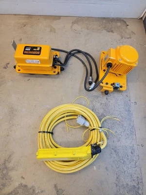 Harrington MR2020SD Motorized Trolley 2ton - Image 1 of 4