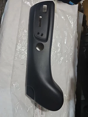 Toyota Camry Avalon 2018 OEM genuino cojín de asiento protector panel de ajuste delantero izquierdo Foto 1 de 4