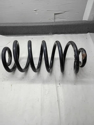 GMC Yukon XL 2000 5,3 L 4x4 muelle helicoidal trasero derecho Foto 1 de 4