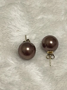 Orecchini a perno vintage moka marrone finta perle 12 mm tono oro retro farfalla - Foto 1 di 4