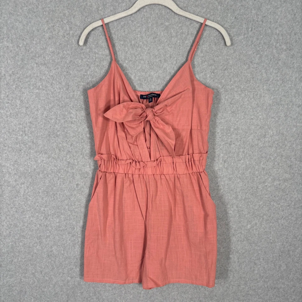 Mameluco One Clothing Pequeño Coral Pajarita Bolsillos Correas de Espagueti Resort Cruise Foto 1 de 4