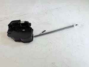2017-2020 BMW 330i REAR LEFT DRIVER SIDE DOOR LATCH LOCK ACTUATOR ASSY OEM - Imagen 1 de 8