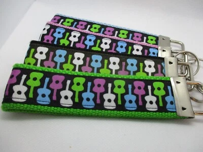 Guitar Ribbon on Strong Webbing Key Fob, Keychain Key Ring Wristlet (Instrument) — 第 1/4 张图片