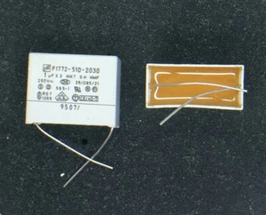 FELÍCULA DE TAPA VISHAY F1772-510-2030 1UF 10% 630VDC RADIAL 10 PIEZAS - Imagen 1 de 1