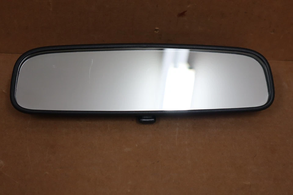 2016 Hyundai Accent SE Interior Rear View Mirror E4012143 - Image 1 of 4