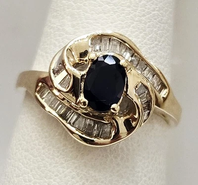 Anillo de cena baguette de diamantes y zafiros ovalados de oro amarillo de 14 quilates talla 7 Estate Foto 1 de 4