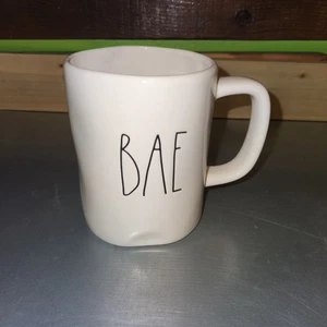 Rae Dunn “BAE" Mug Pottery Artisan Collection 20 oz. Coffee Mug - Picture 1 of 4