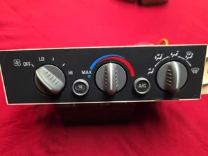 1995 ONLY GMC SIERRA CHEVY SILVERADO PICKUP TRUCK HEATER CLIMATE CONTROL 95 - Picture 1 of 10