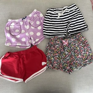 Great bundle of 4x Girl Shorts Size 7-8 Yrs Mini Boden/Whistle&Flute/ H&M - Picture 1 of 9