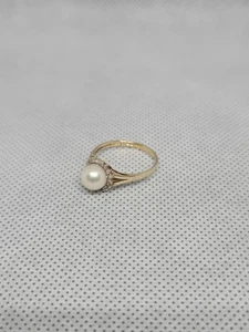 14 Karat Gelbgold Ring Größe 7 mit 7 mm Perle & klaren Steinakzenten 1,9 g Vintage - Bild 1 von 9