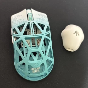 Fabulous Beasts x WLMOUSE Beast X Wireless Gaming Maus Weiß Blau 8K Gebraucht - Bild 1 von 3