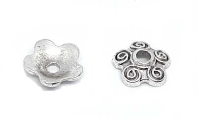 LOT 20 COUPELLES PERLE INTERCALAIRE METAL ARGENTE 10 mm FORME FLEUR - CREATION - Photo 1/2