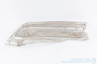 Protector térmico escape de fábrica BMW E36 318i 323i 325i 328i M3 1990-1999 usado Foto 1 de 3