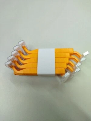 Single Blade Long Handle Disposable Razors - Image 1 of 3