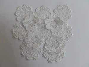 Beautiful Vintage Style Guipure Lace Flower Applique Motifs - Picture 1 of 1