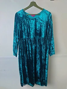 Vestido Nila Rubia Terciopelo Aplastado Plisado Verde Esmeralda Talla M/L Bolsillos Fiesta  - Imagen 1 de 12