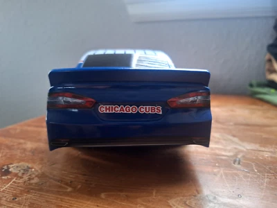Coche de carreras Lionel edición limitada MLB CHICAGO CUBS ESCALA 1:18 11 pulgadas stock #1 Foto 1 de 4