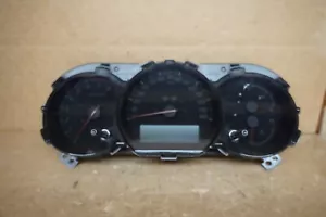 2010 Suzuki Grand Vitara Instrument Speedometer Gauge Cluster OEM 91,106 Miles - Picture 1 of 5