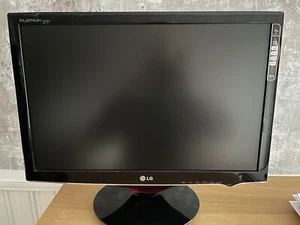 LG Flatron Monitor Model W2286L - Picture 1 of 11