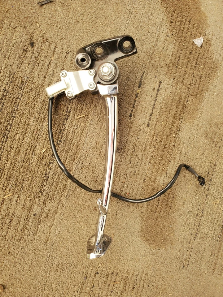 09-14 Yamaha YZF R1 YZFR1 CROMO PATA DE CABRA LATERAL INTERRUPTOR DE SOPORTE Foto 1 de 1