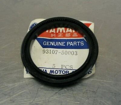 Sello de aceite de rueda delantera Yamaha 93107-50003-00. 1962-1971 YD3, YM1, YDS2, YDT1, YR1 Foto 1 de 3