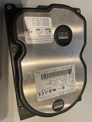 FESTPLATTE FUJITSU MPC3064AT 6.4GB 5400U/min PATA ATA IDE 256KB 3.5'' - Bild 1 von 2