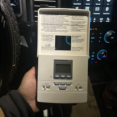 Termostato digital Braeburn 5000 5-2 dias programável estágio único calor/frio - Imagem 1 de 3